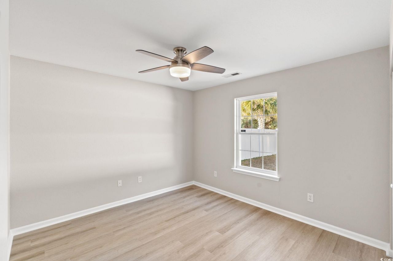 1077 Stoney Falls Blvd. Photo 17