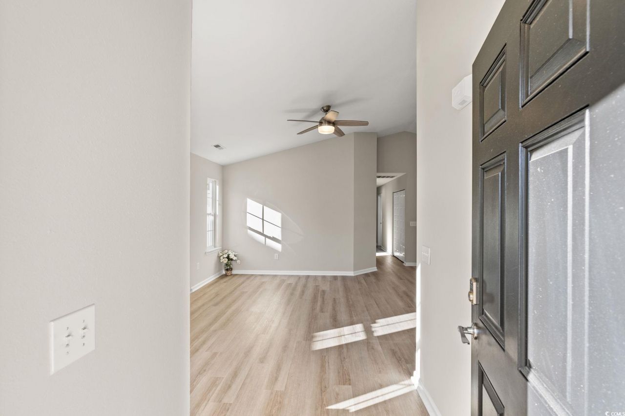 1077 Stoney Falls Blvd. Photo 7