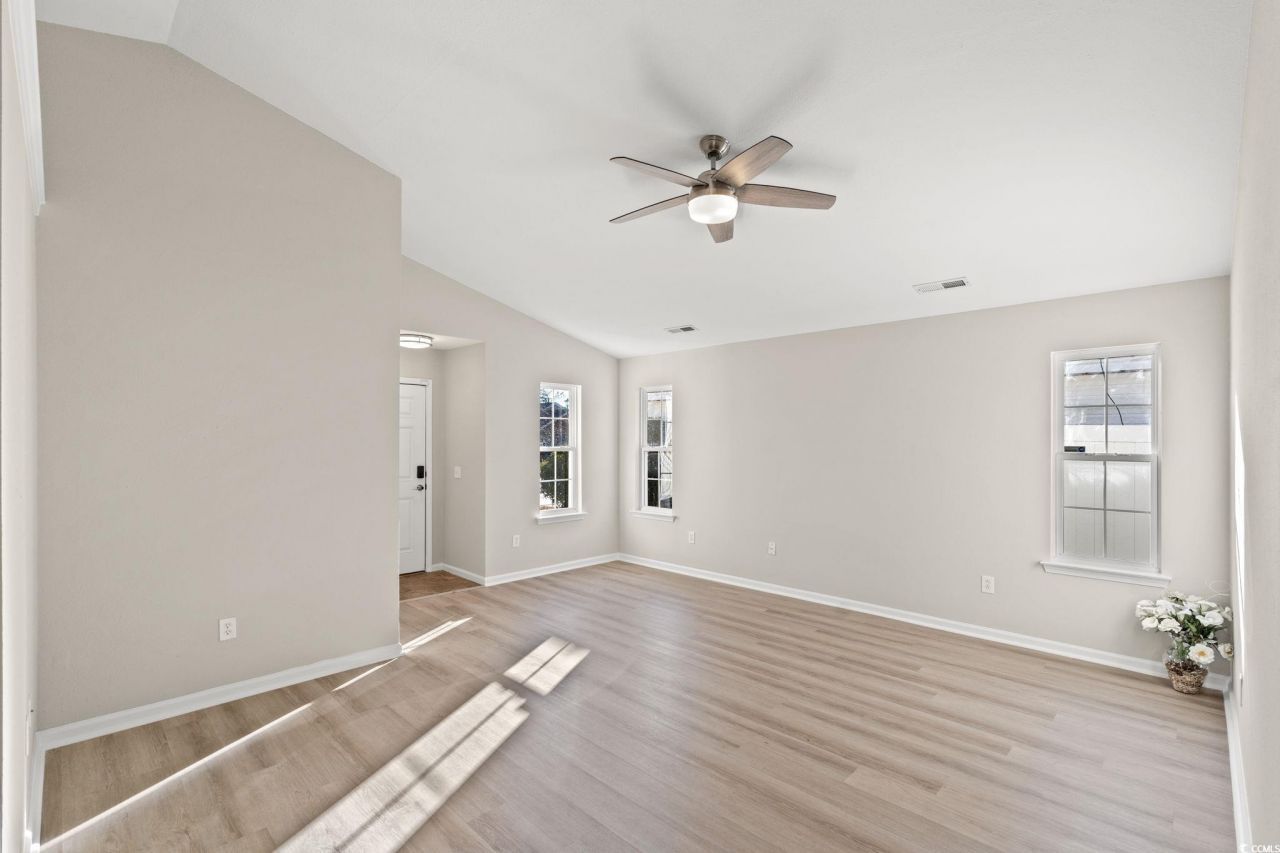 1077 Stoney Falls Blvd. Photo 8