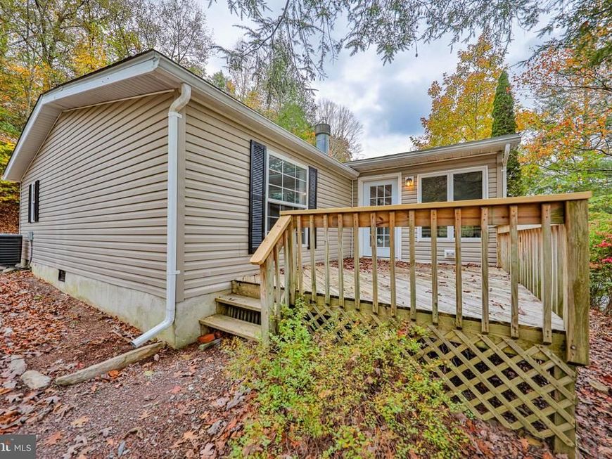 1243 Blue Mountain Circle, Saylorsburg, PA 18353 Main Photo