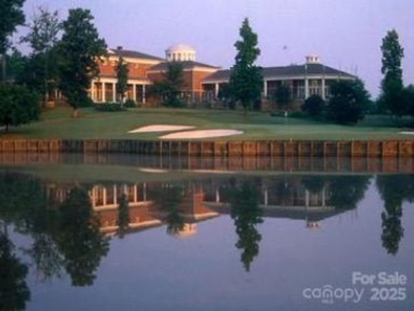 19310 River Falls Drive, Davidson, NC 28036