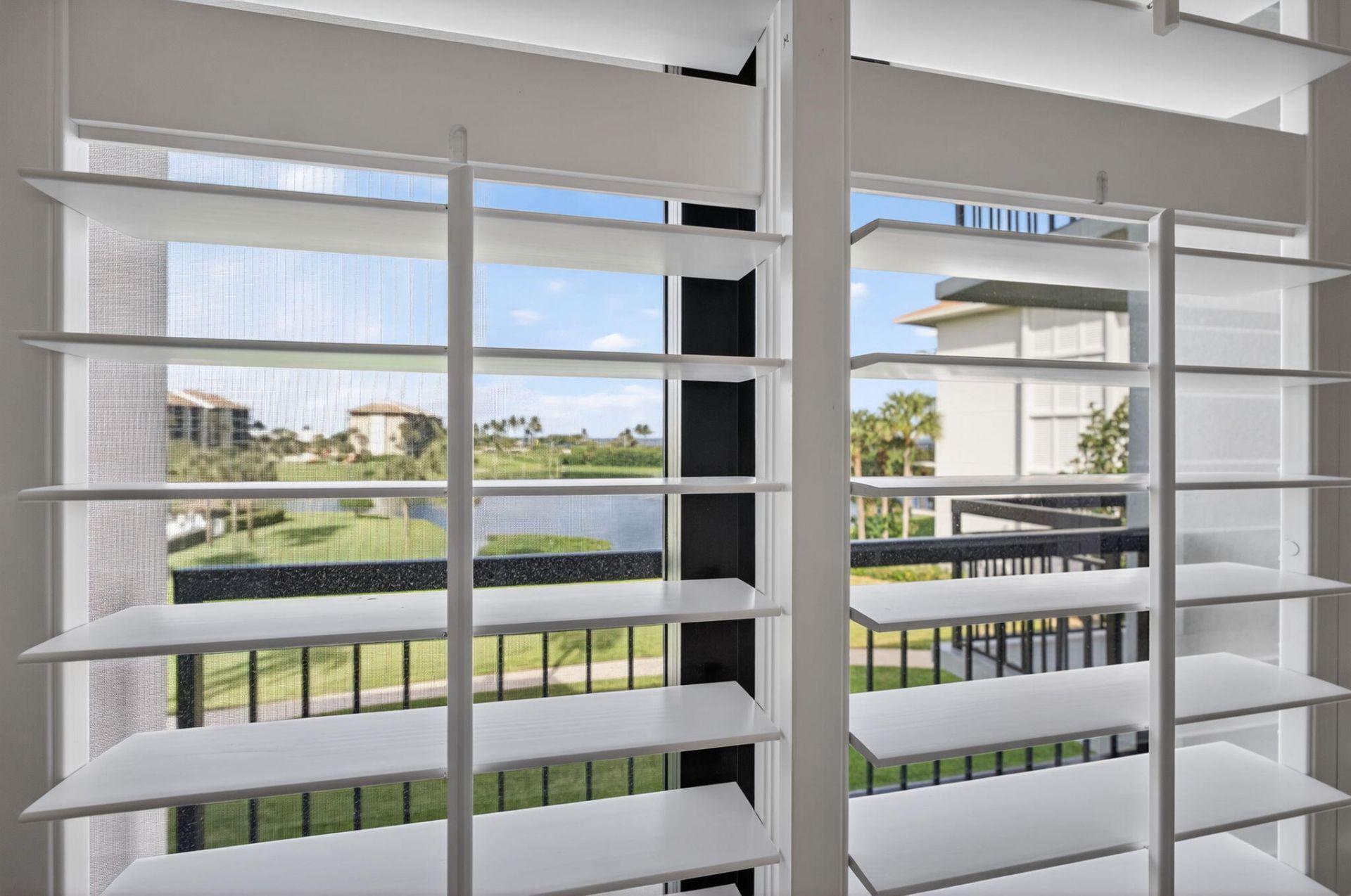 501 S Seas Drive, Unit 305, Jupiter, FL 33477 Photo