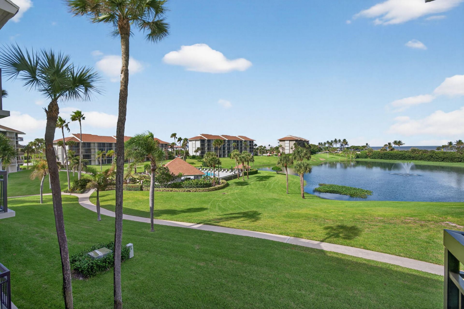 501 S Seas Drive, Unit 305, Jupiter, FL 33477 Photo