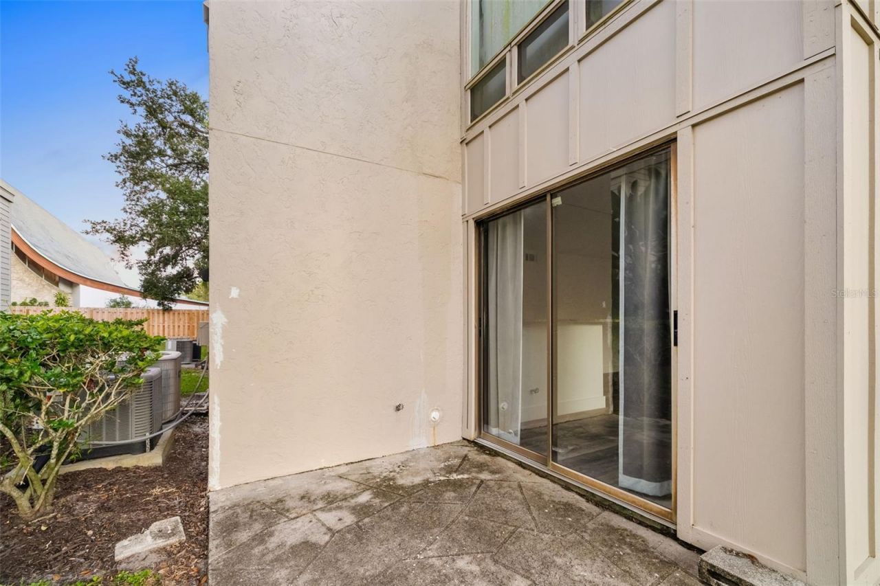 2224 Bahia Vista Street, Unit E1, Sarasota, FL 34239 Photo