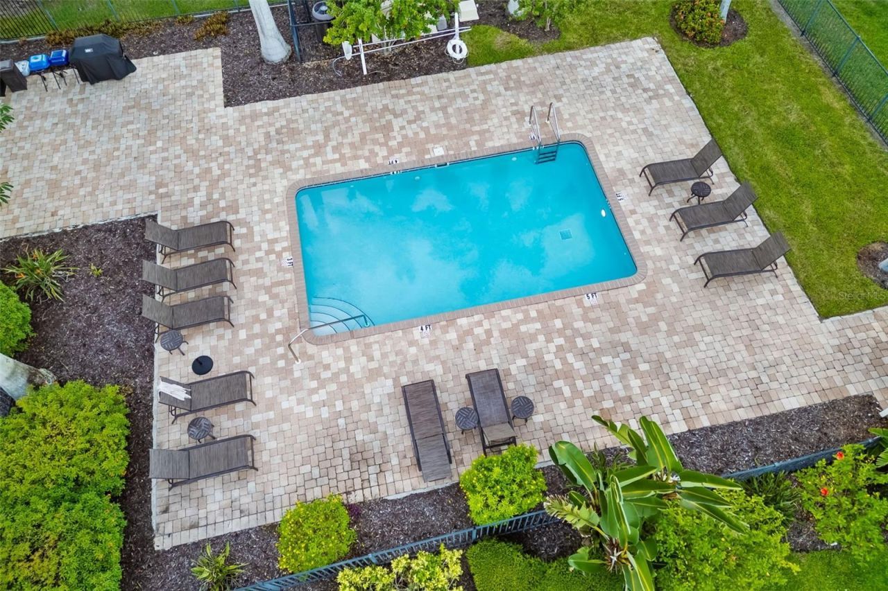 2224 Bahia Vista Street, Unit E1, Sarasota, FL 34239 Photo