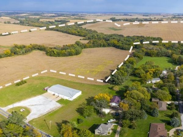 3250 310 Street, Elmwood, NE 68349