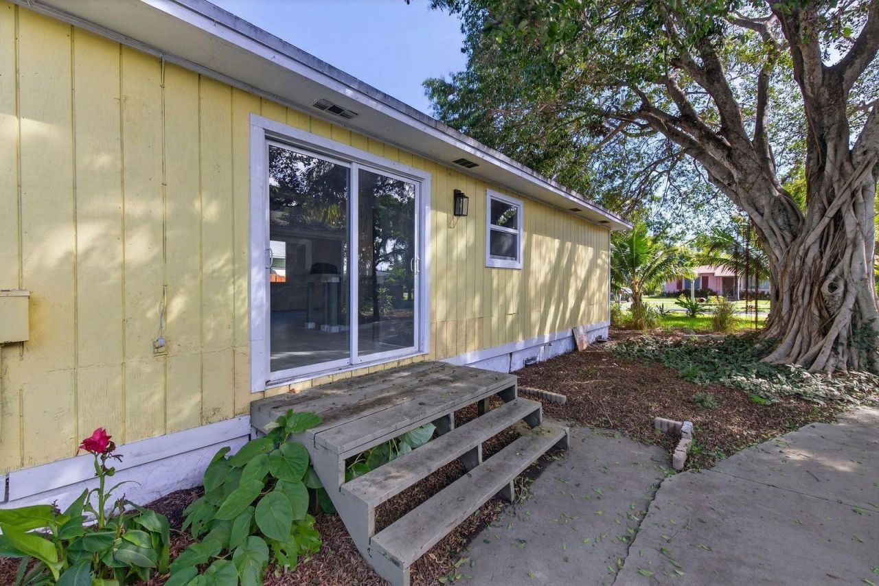 117 NE 8th Street, Pompano Beach, FL 33060 Photo