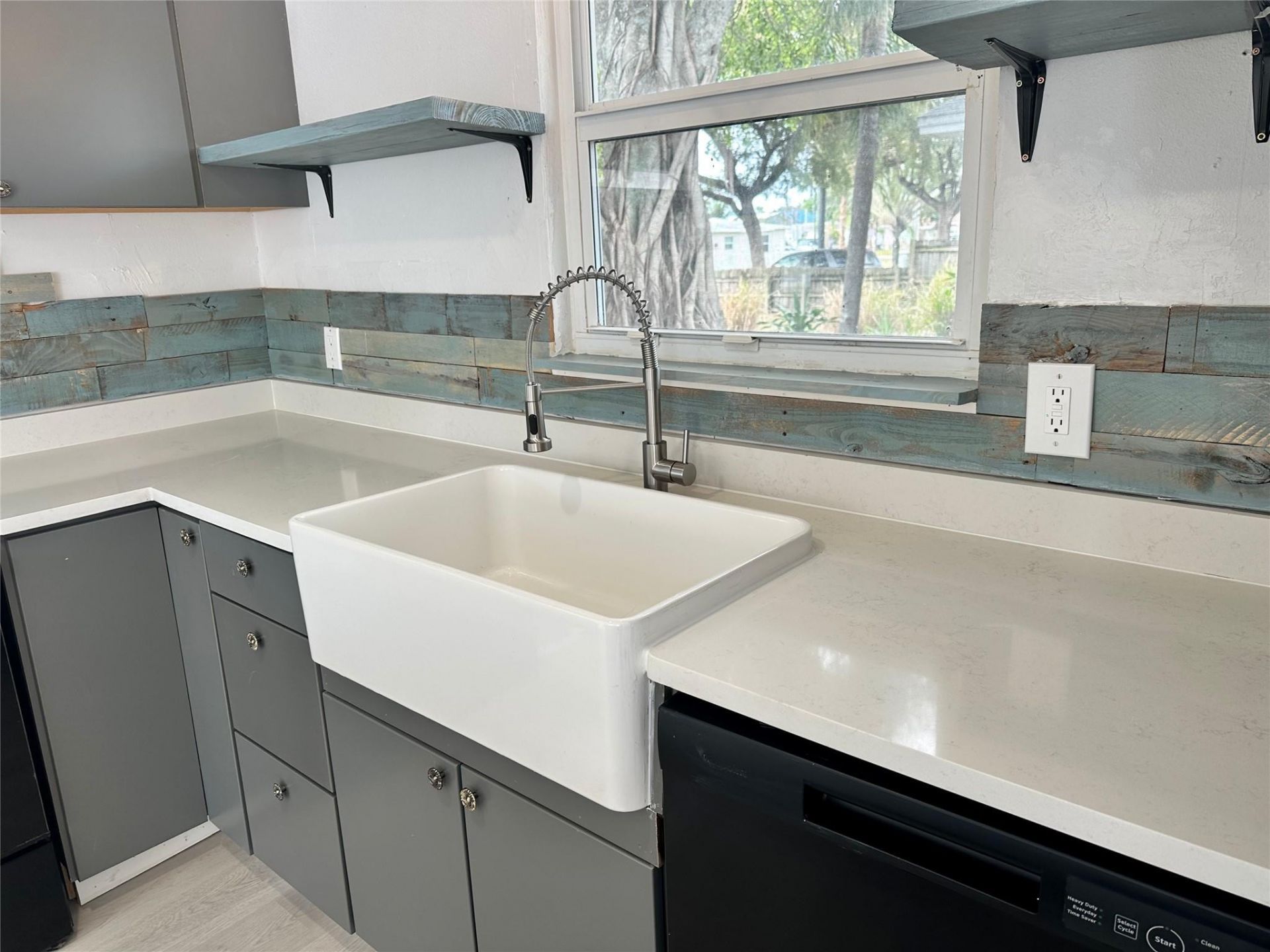 117 NE 8th Street, Pompano Beach, FL 33060 Photo