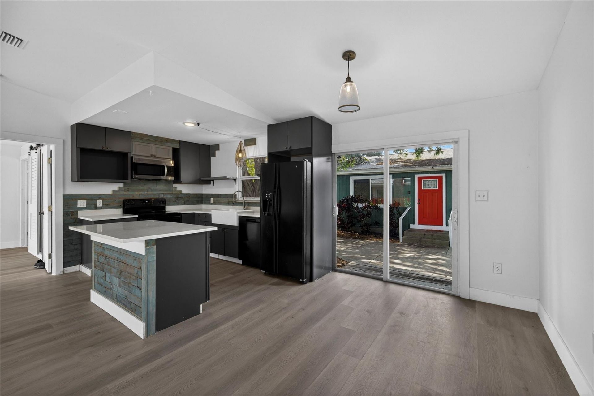 117 NE 8th Street, Pompano Beach, FL 33060 Photo