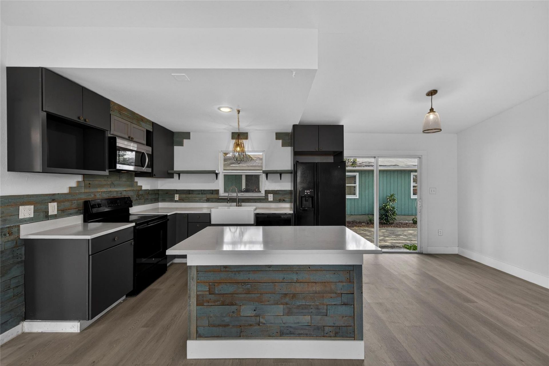 117 NE 8th Street, Pompano Beach, FL 33060 Photo