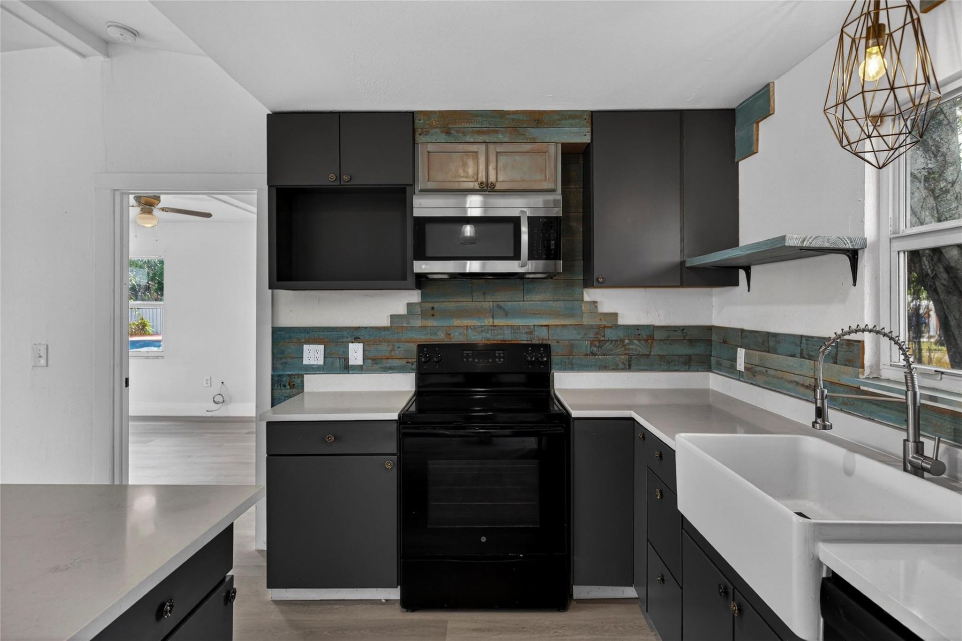 117 NE 8th Street, Pompano Beach, FL 33060 Photo