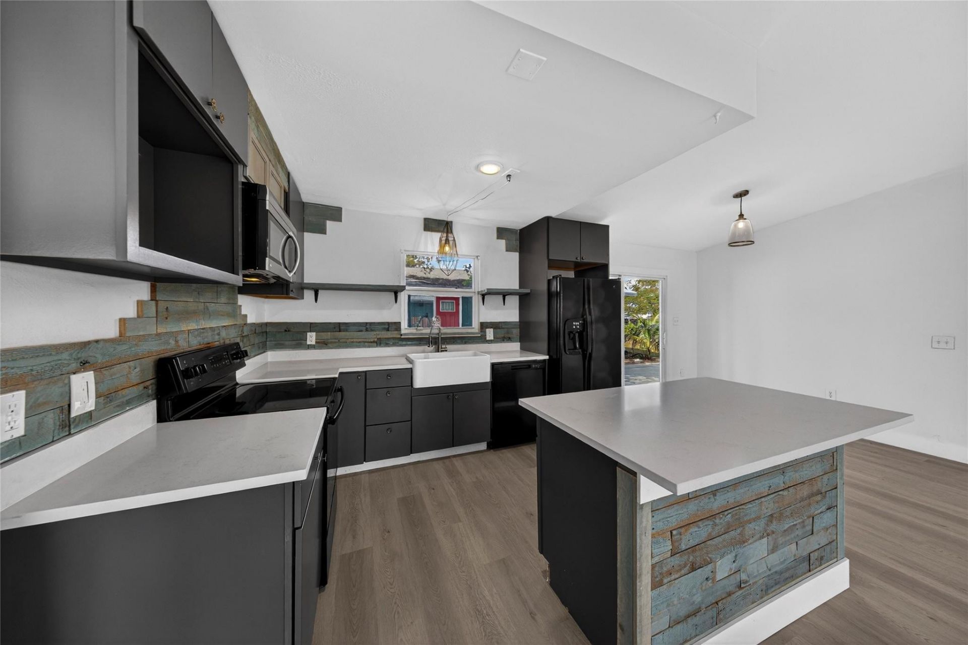 117 NE 8th Street, Pompano Beach, FL 33060 Photo