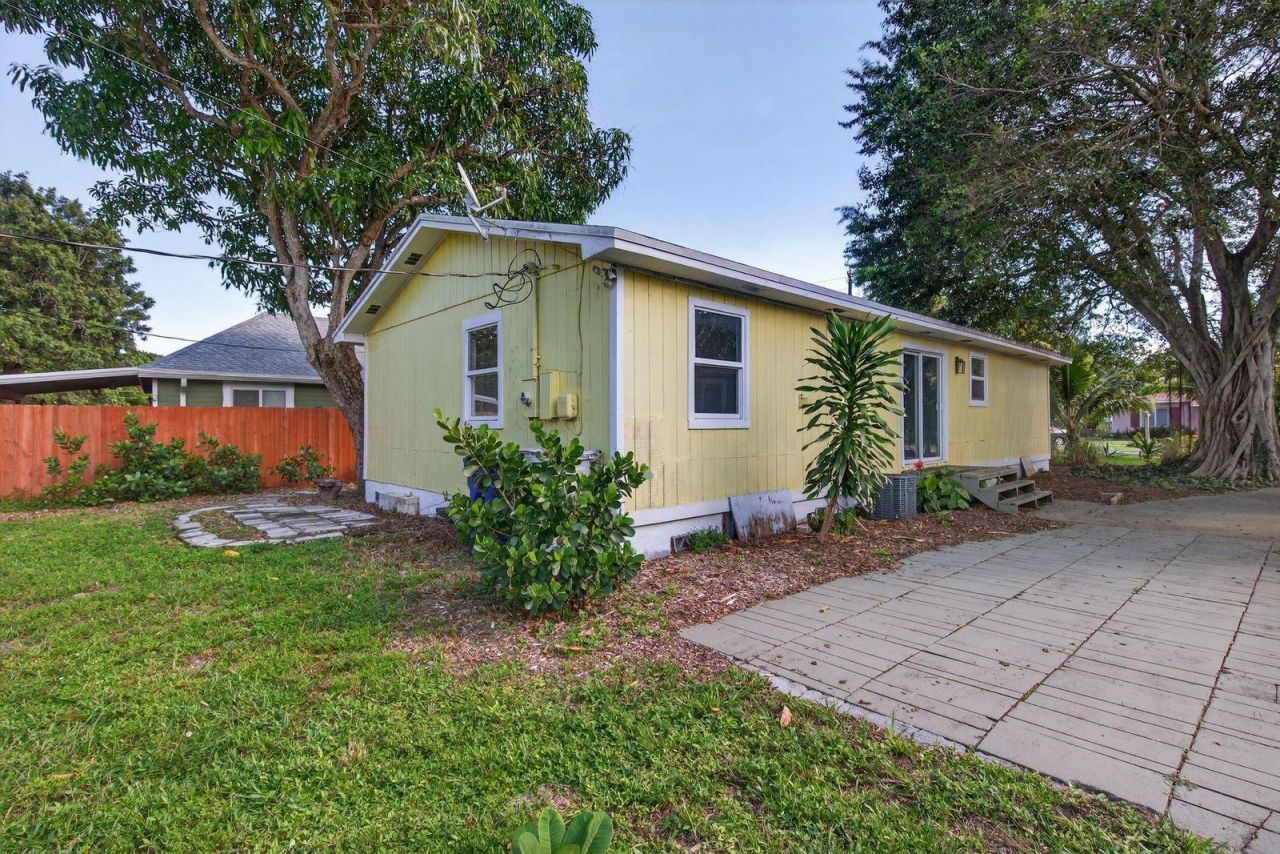 117 NE 8th Street, Pompano Beach, FL 33060 Photo