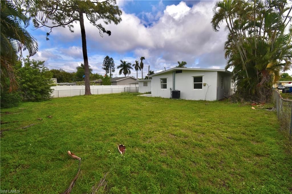 2116 Pineview Rd, Fort Myers, FL 33901 Photo