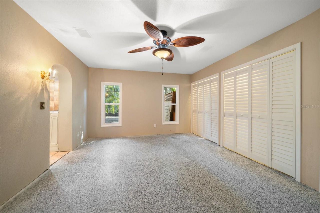 3033 82nd Way N, Saint Petersburg, FL 33710 Photo