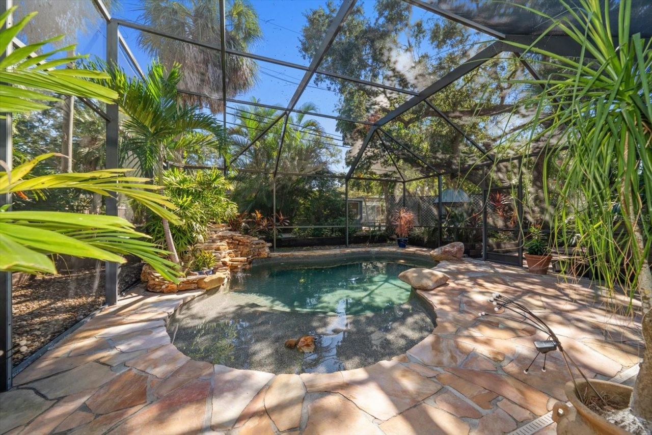 3033 82nd Way N, Saint Petersburg, FL 33710 Photo