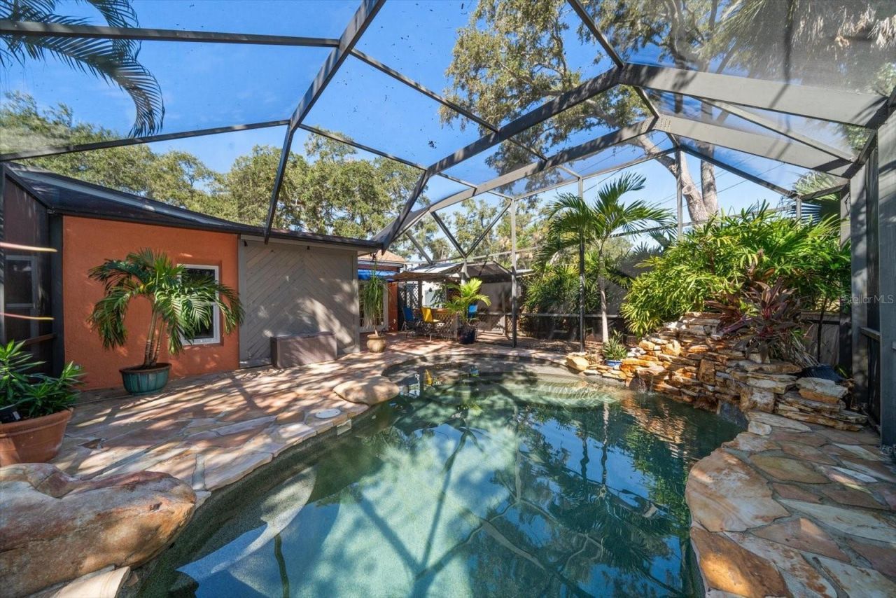 3033 82nd Way N, Saint Petersburg, FL 33710 Photo