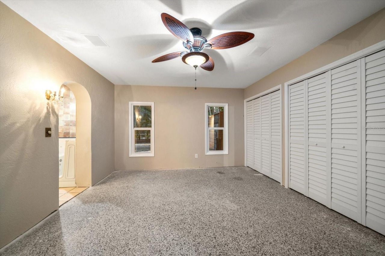 3033 82nd Way N, Saint Petersburg, FL 33710 Photo