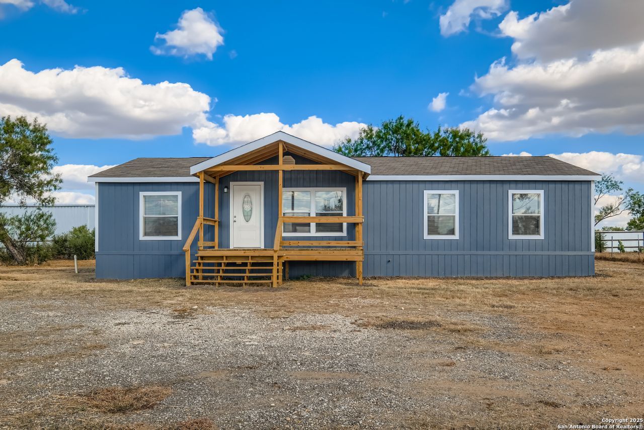 7508 Cover, San Antonio, TX 78263 Main Photo