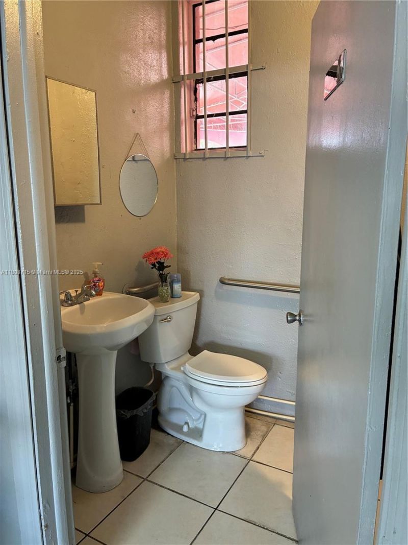 1 S Krome Ave, Homestead, FL 33030 Photo