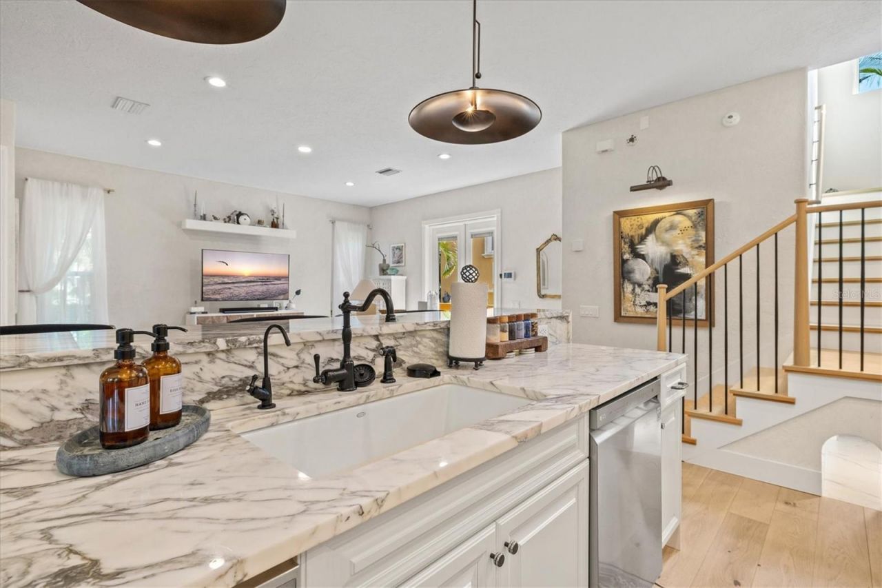 1724 Cherry Lane, Sarasota, FL 34236 Photo