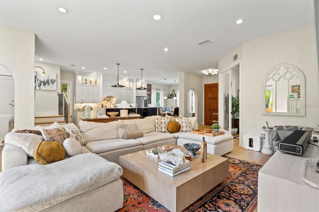 1724 Cherry Lane, Sarasota, FL 34236 Photo