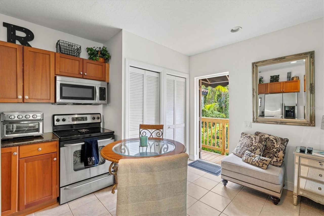 1724 Cherry Lane, Sarasota, FL 34236 Photo