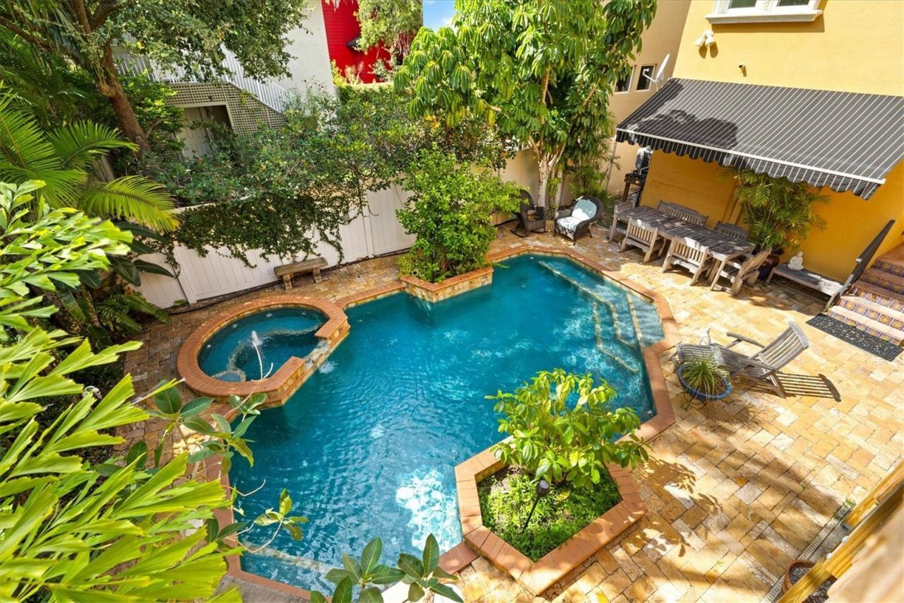 1724 Cherry Lane, Sarasota, FL 34236 Photo