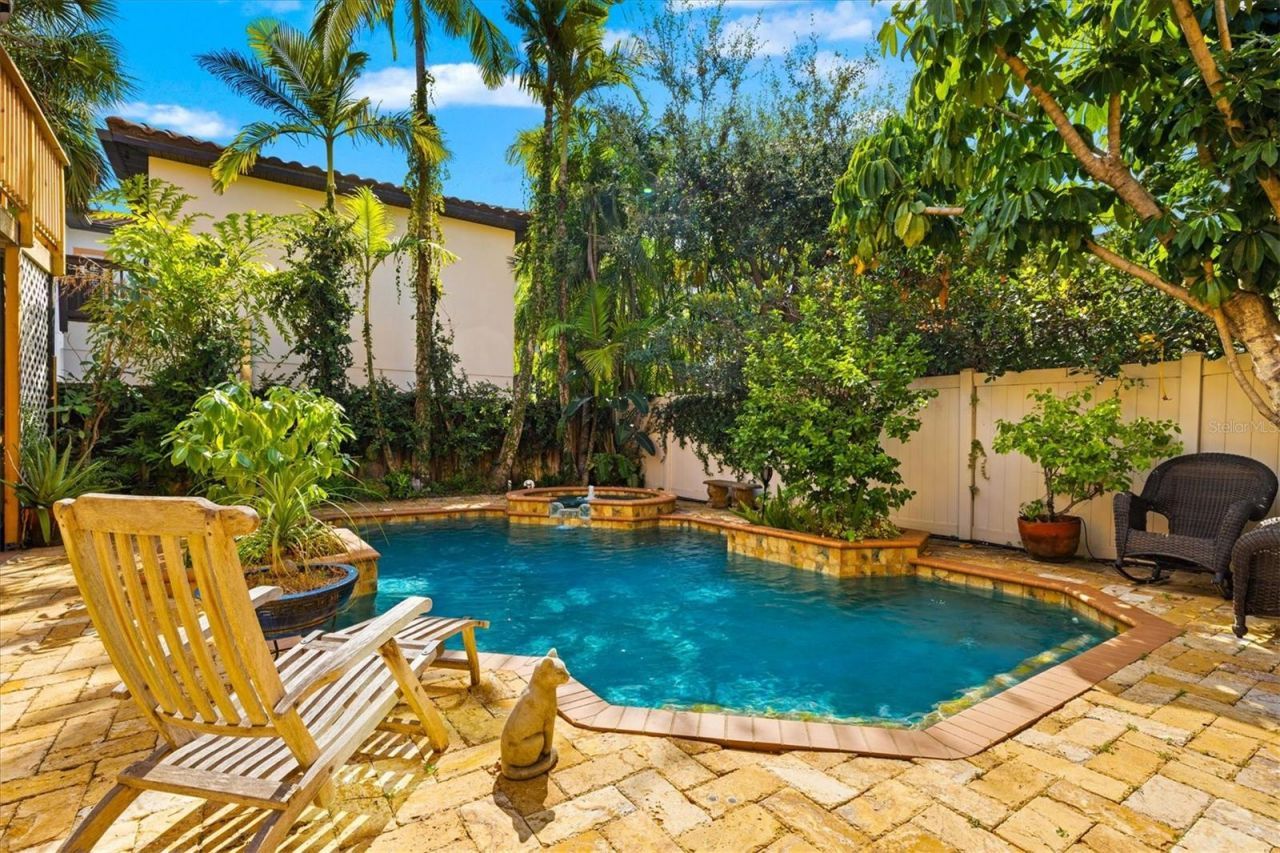 1724 Cherry Lane, Sarasota, FL 34236 Photo