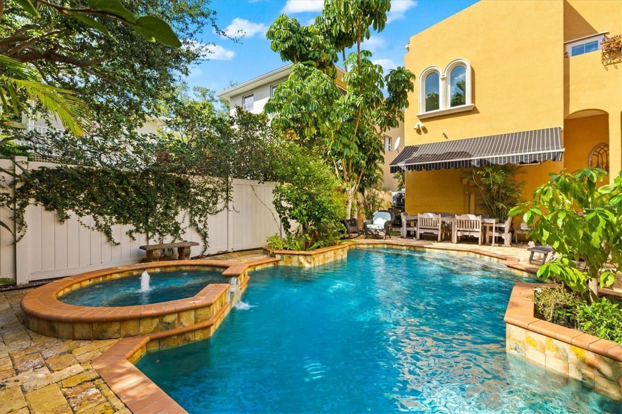 1724 Cherry Lane, Sarasota, FL 34236 Photo