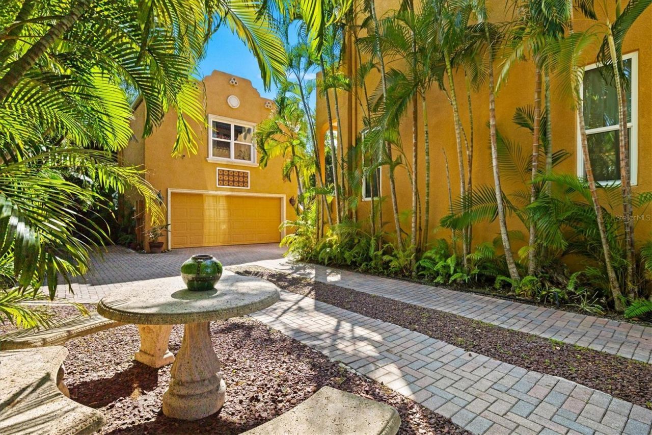 1724 Cherry Lane, Sarasota, FL 34236 Photo