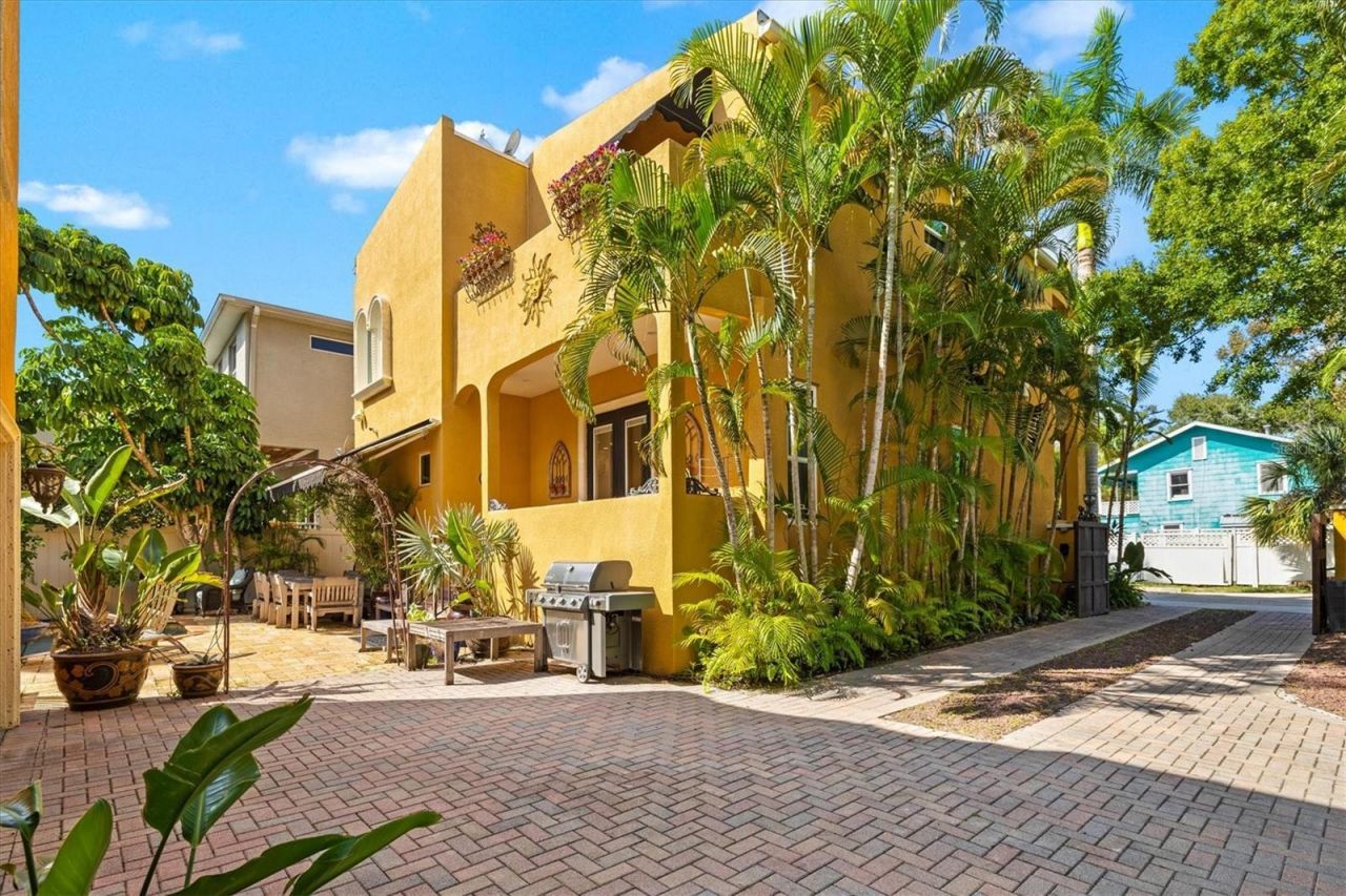 1724 Cherry Lane, Sarasota, FL 34236 Photo