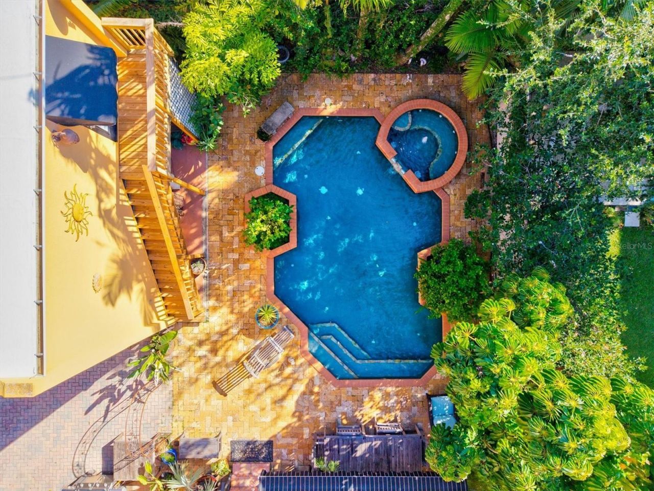 1724 Cherry Lane, Sarasota, FL 34236 Photo