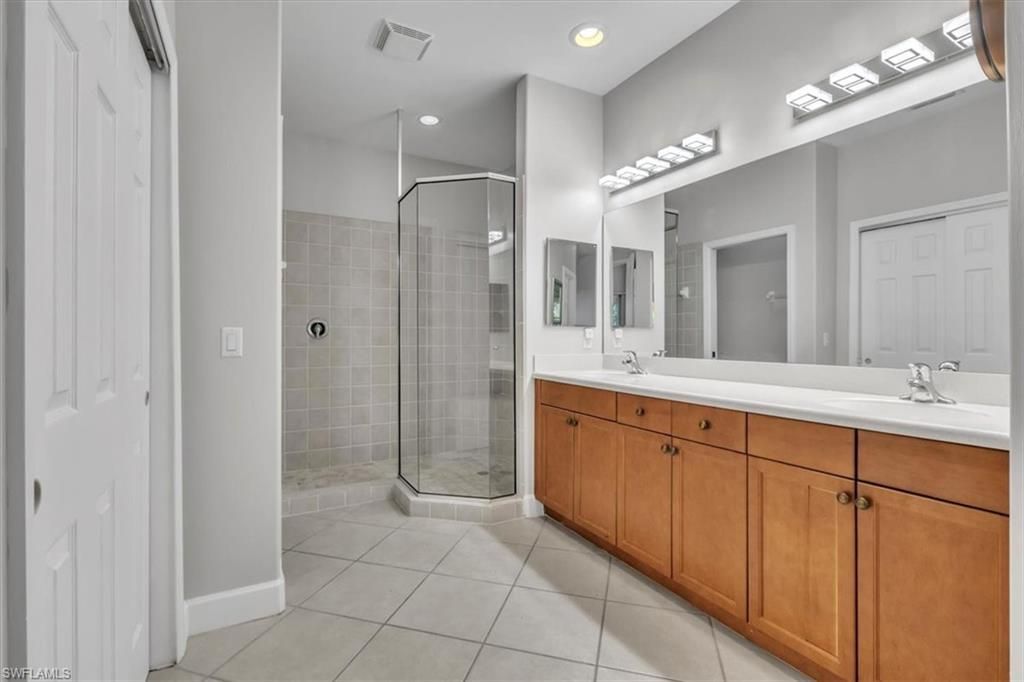 9276 Aviano Dr, Unit 202, Fort Myers, FL 33913 Photo