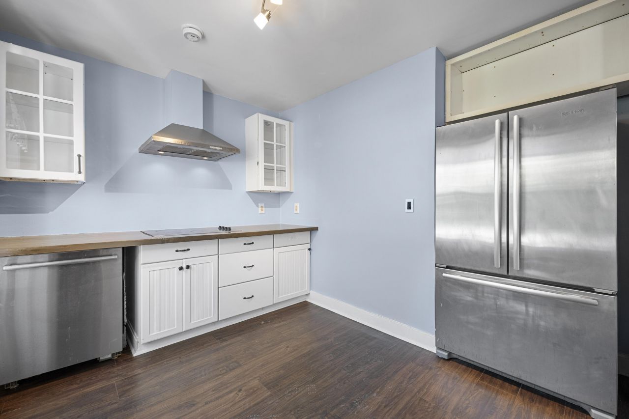 320 Clarendon Street Photo 16