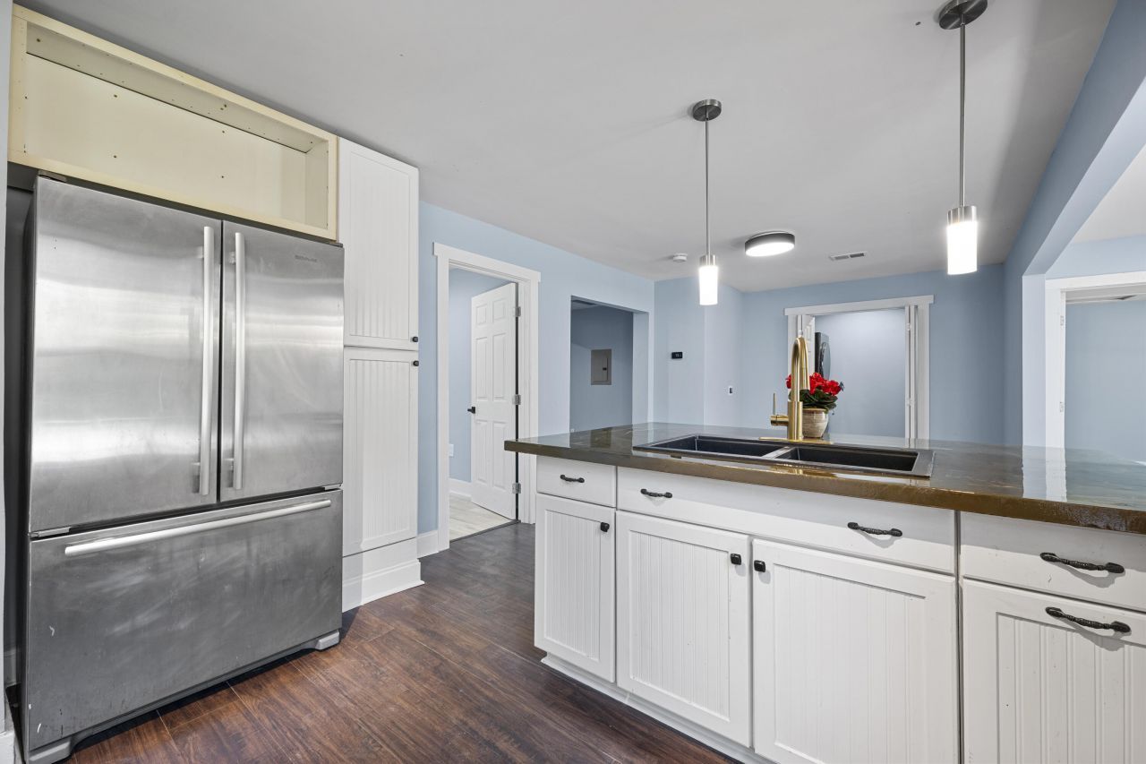 320 Clarendon Street Photo 17