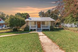 320 Clarendon Street photo 4