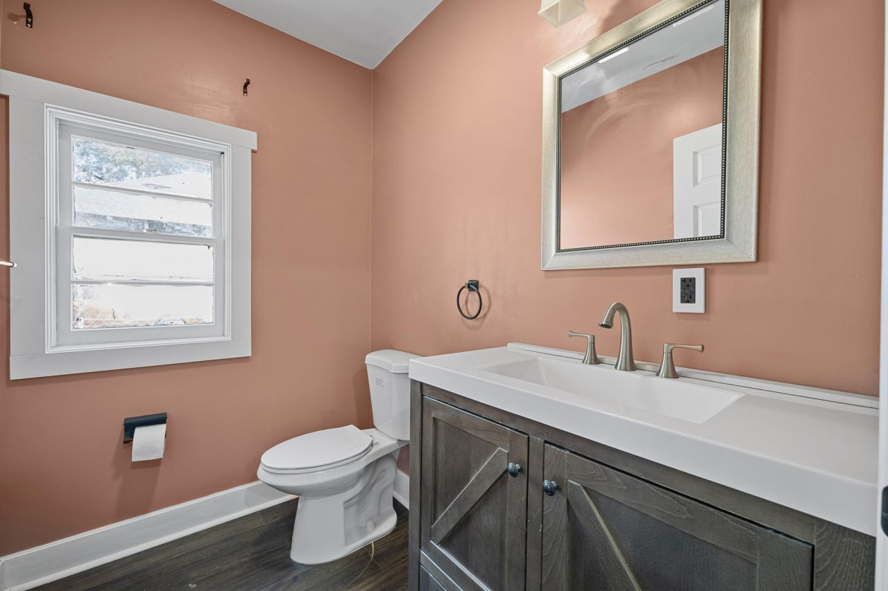 320 Clarendon Street Photo 30