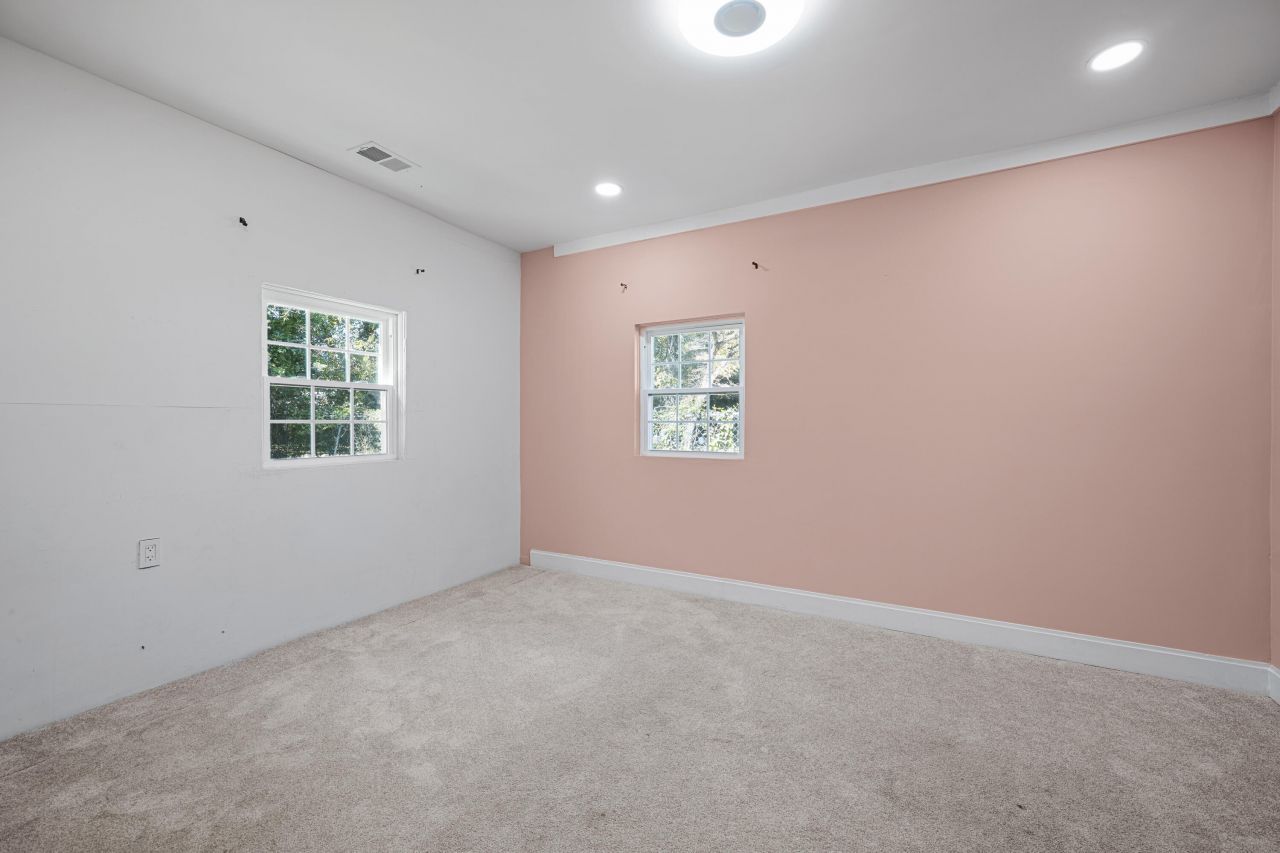 320 Clarendon Street Photo 31