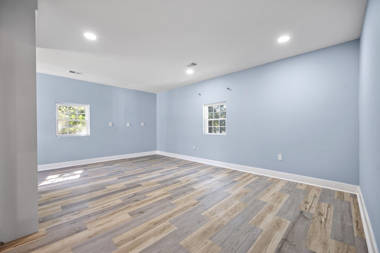 320 Clarendon Street Photo 33