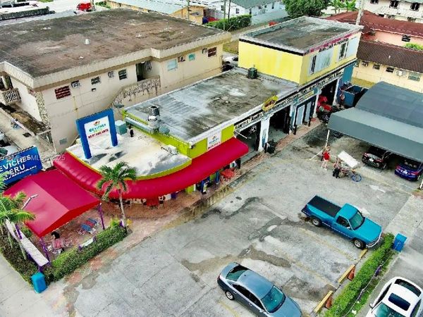 2692 Palm Ave, Hialeah, FL 33010