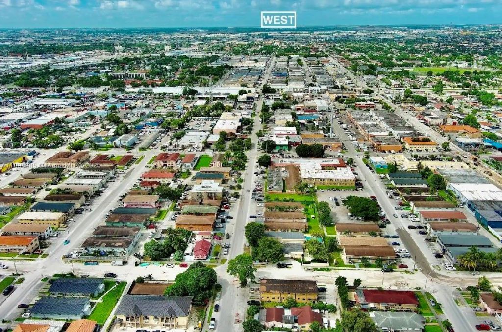 2692 Palm Ave, Hialeah, FL 33010 Photo