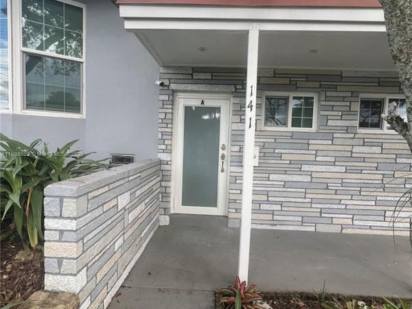 141 NW 72nd Way, Unit 1, Pembroke Pines, FL 33024