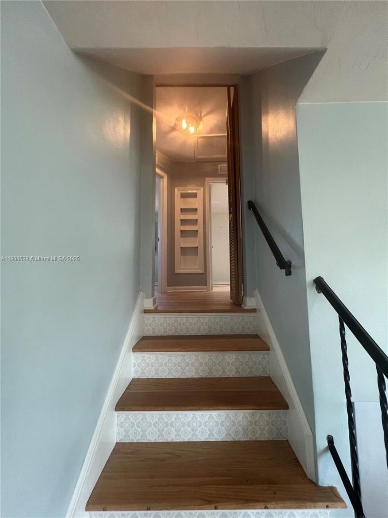 141 NW 72nd Way, Unit 1, Pembroke Pines, FL 33024 Photo