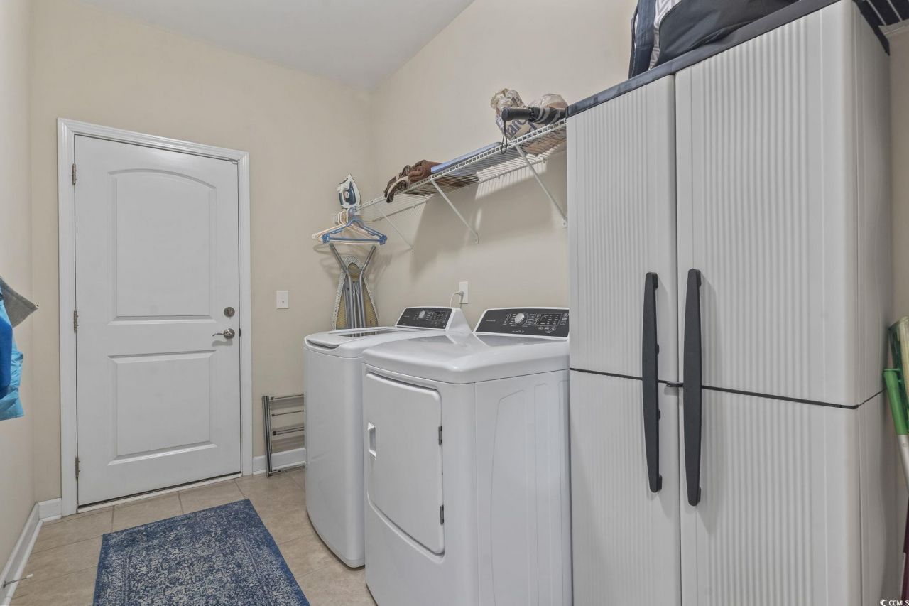 4473 Marshwood Dr. Photo 6