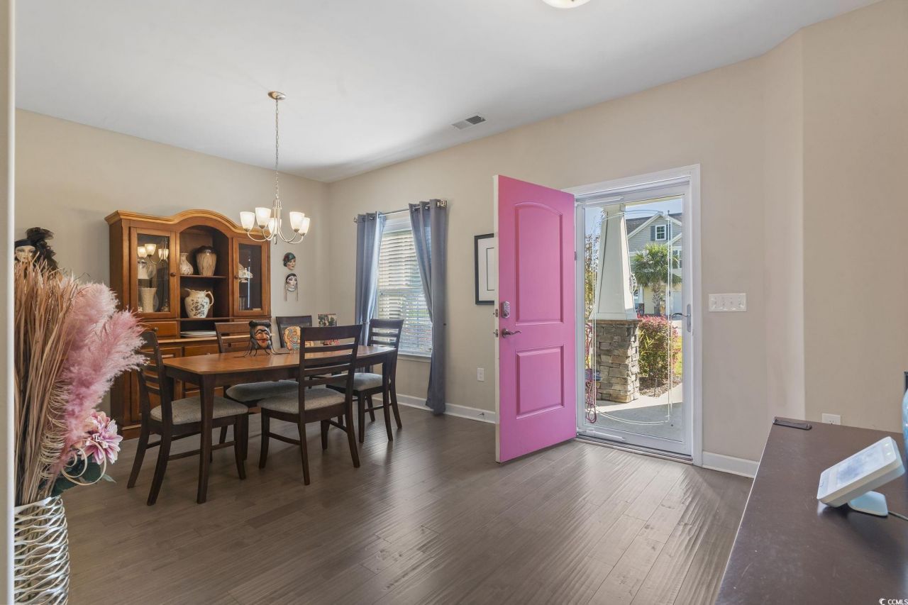 4473 Marshwood Dr. Photo 9