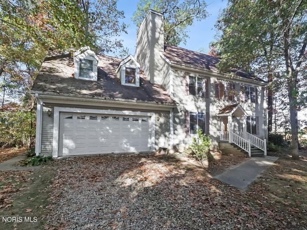 1797 County Road 5-2, Delta, OH 43515