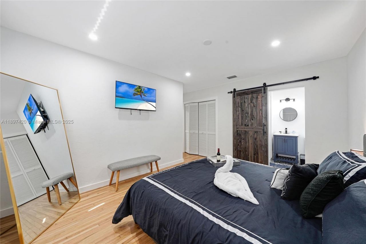 12520 NE 1st Ct, North Miami, FL 33161 Photo