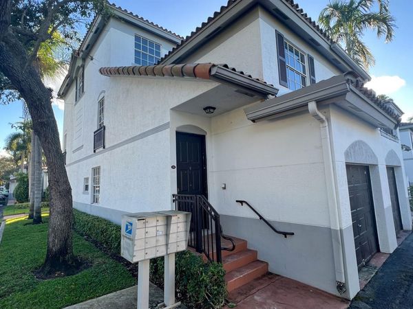 735 SW 148th Avenue, Unit 1702, Davie, FL 33325