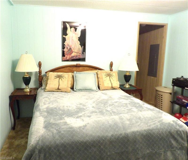 737 Knotty Pine Cir, North Fort Myers, FL 33917 Photo